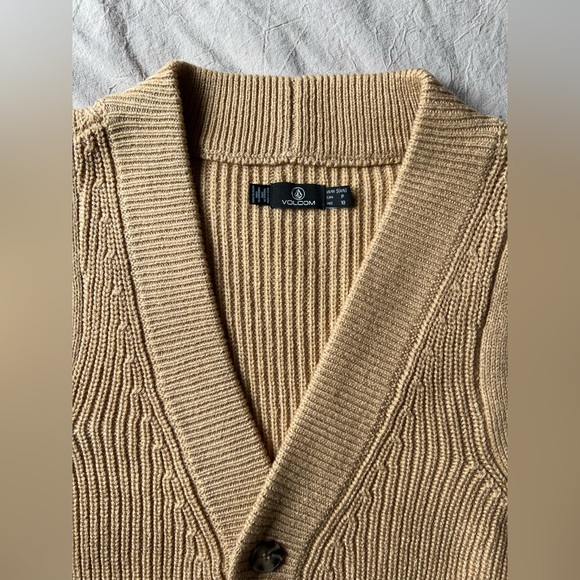 NWT Volcom Sweater Vest - Picture 4 of 7
